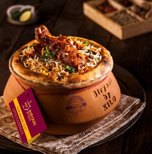 Chicken Hyderabadi Dum Biryani [1/2 kg] [2pcs]